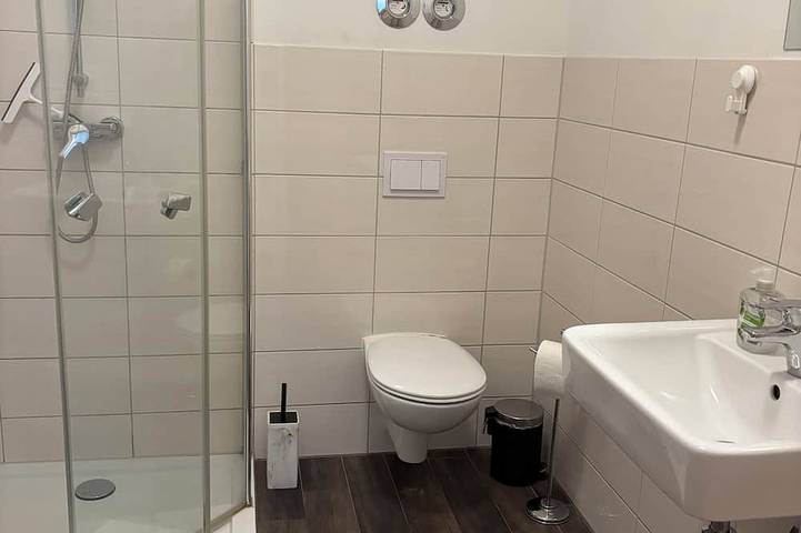 Ganze Wohnung, Gemütliche Ferienwohnung / Monteurzimmer für 1-6 Personen nahe Berlin Fewo 7. in Kreuzbruch, Liebenwalde