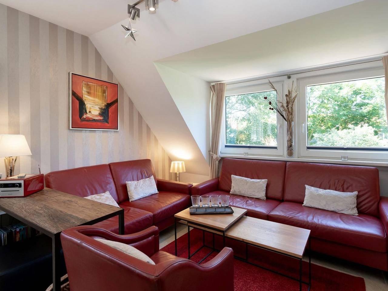 Ganze Ferienwohnung, Sylter Deichwiesen - 4-Zimmer App. für 5 Pers. mit Terrasse, Pkw-Stellplatz, Wlan, Haustiere erlaubt. in Sylt (Gemeinde), Sylt