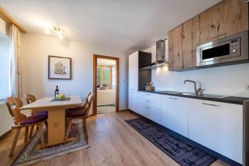 Ferienwohnung für 4 Personen in Schenna, Sarntaler Alpen, Bild 2