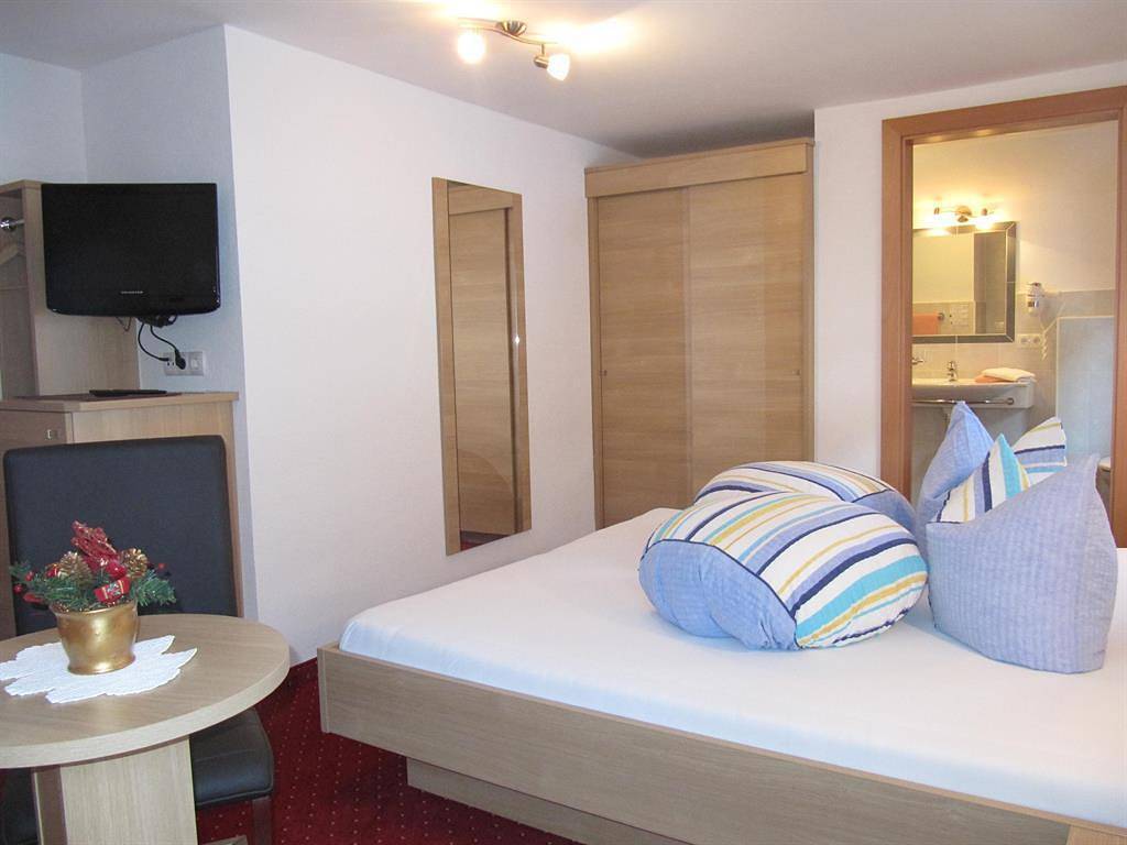 Ganze Ferienwohnung, Doppelzimmer in Weißkamm, Vent