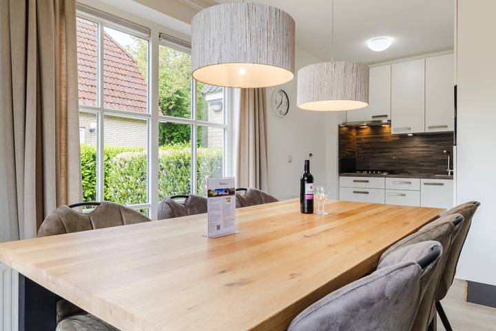 Bungalow für 6 Personen, mit Balkon/Terrasse und Terrasse in Drenthe - 4