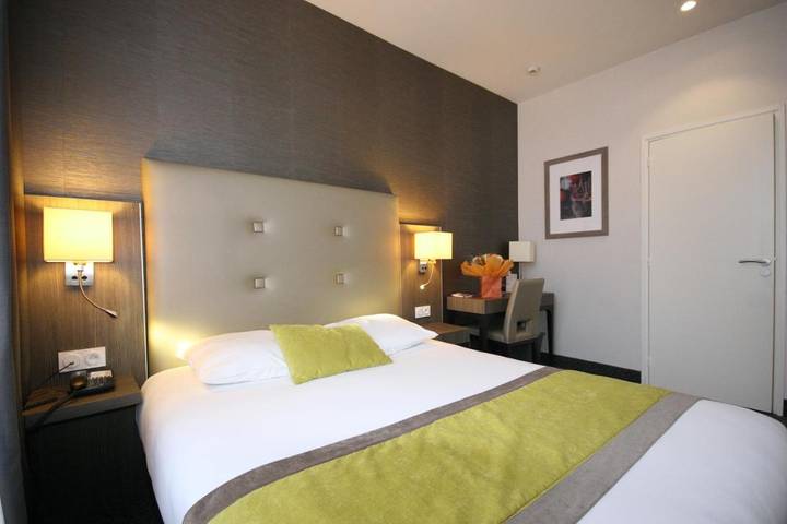 Hôtel pour 2 personnes, avec terrasse dans Gare De Troyes