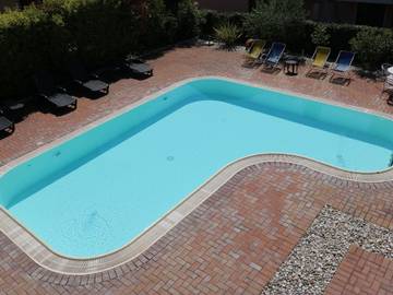 Maison De Vacances pour 4 Personnes dans Lazise, Montagnes autour du lac de Garde, Photo 1