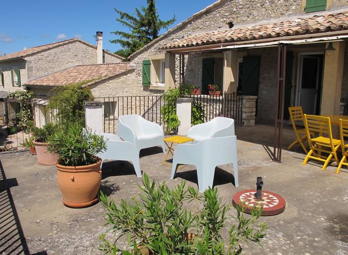 Gîte pour 5 personnes, avec jardin et terrasse dans la Drôme - 2
