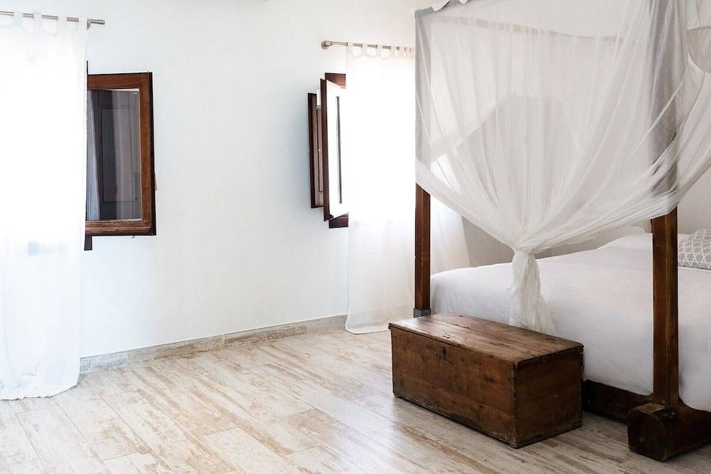 Can Calyssa: Luxury Villa Near City Center in Ibiza (Municipality), South Ibiza