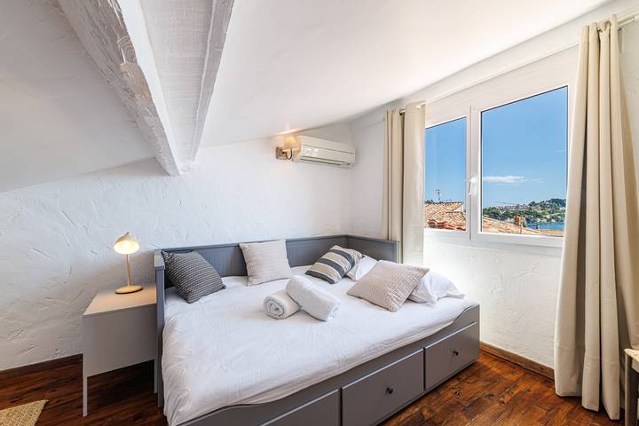 Appartement entier, Rue du Poilu in Villefranche-sur-Mer, Côte méditerranéenne (France)