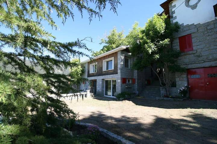 Chalet para 2 personas, con piscina además de vistas y jardín en Provincia de Madrid - 2