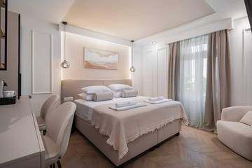 Villa for 2 People in Split, Split-Dalmatia, Photo 1