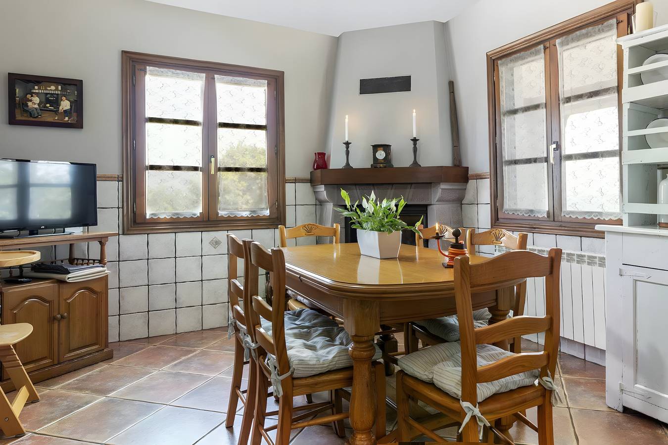 Landhuis 'Oiaraberri' met privétuin en Wifi, foto 12