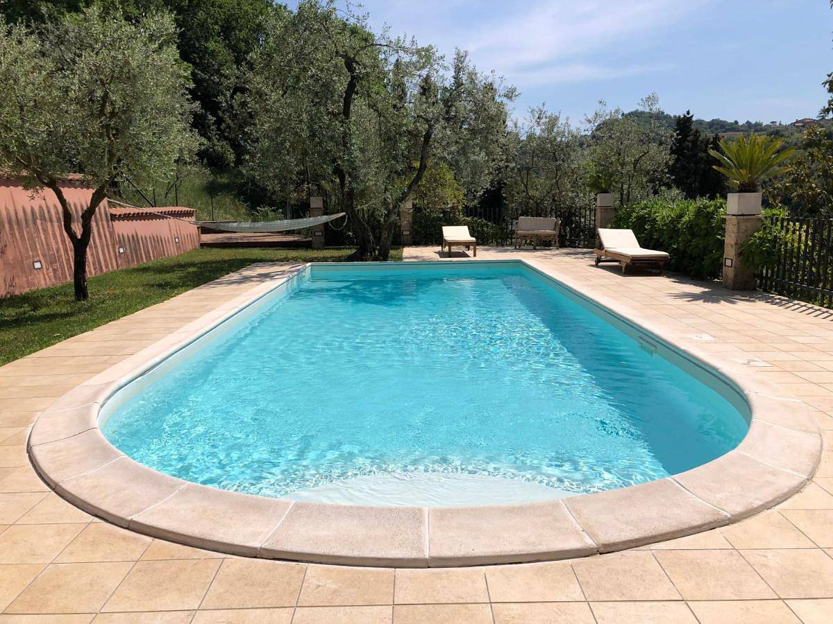 Villino con piscina in Terni, Terni Provinz
