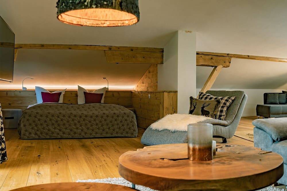 Alpenchalet-Vils.tirol ****S - Chalet Edelweiss - Luxus 140 m² - 2-6 Personen in Vils, Außerfern