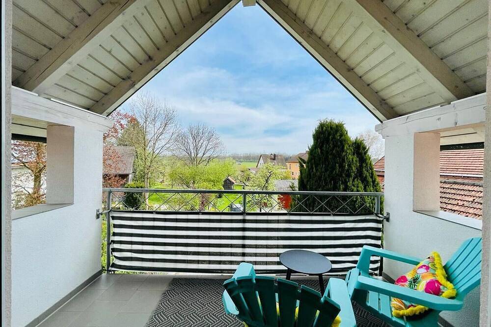 Ganze Wohnung, Sonnige Ferienwohnung mit Balkon nahe Augsburg in Bayerisch Schwaben