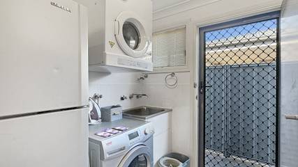 Holiday Letting for 8 People in Broulee, New South Wales, Photo 4