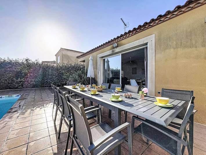 Villa pour 10 personnes, avec terrasse et piscine au Le Grau-du-Roi - 4