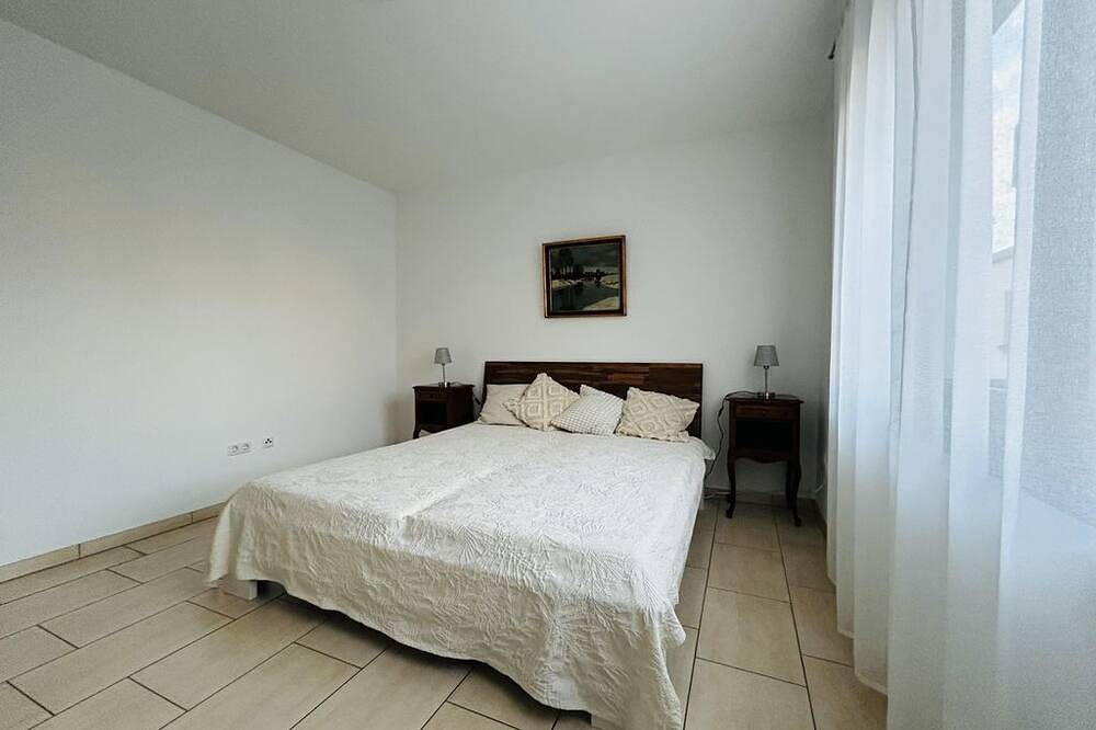 Ganze Wohnung, Ferienwohnung an der Kapelle in Annweiler, Trifelsland