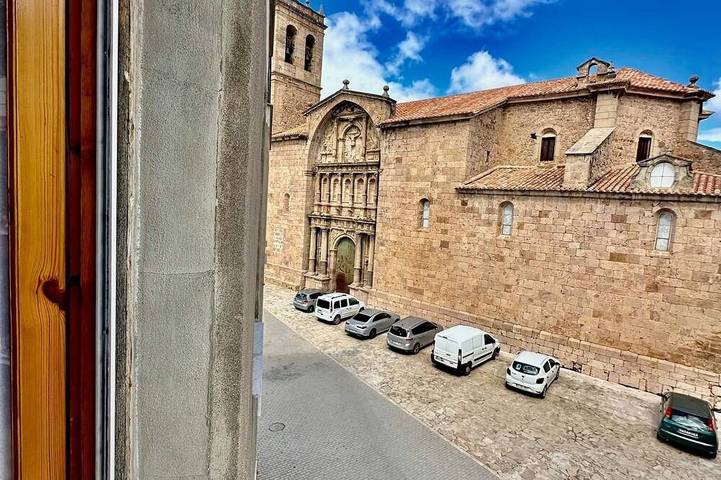 Apartamento de vacaciones para 7 personas, con balcón, Se admiten mascotas - 1