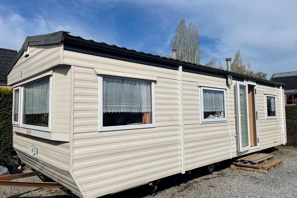 Charmante Caravane au Parc Résidentiel la Gayolle in Yvoir, Namur (region)