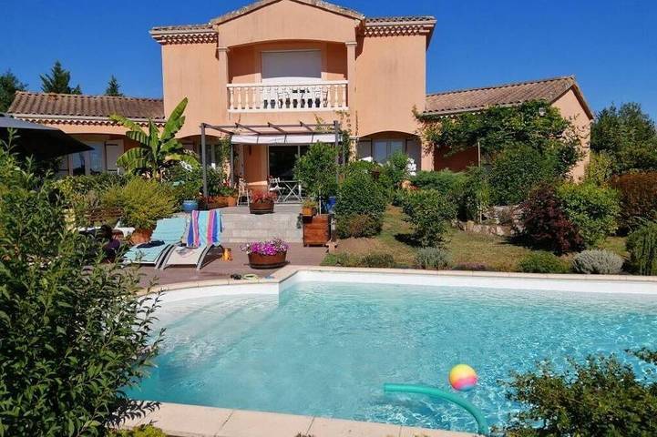Maison de vacances pour 6 personnes, avec balcon ainsi que piscine et jardin - 1