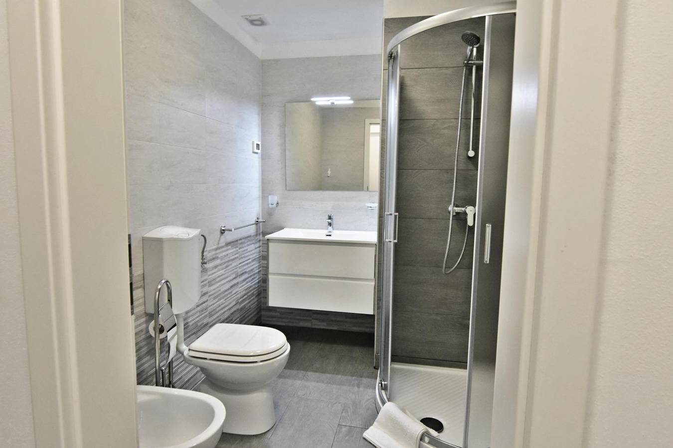 Cały apartament, Charming vacation home with garden in Umag, Umag i okolice