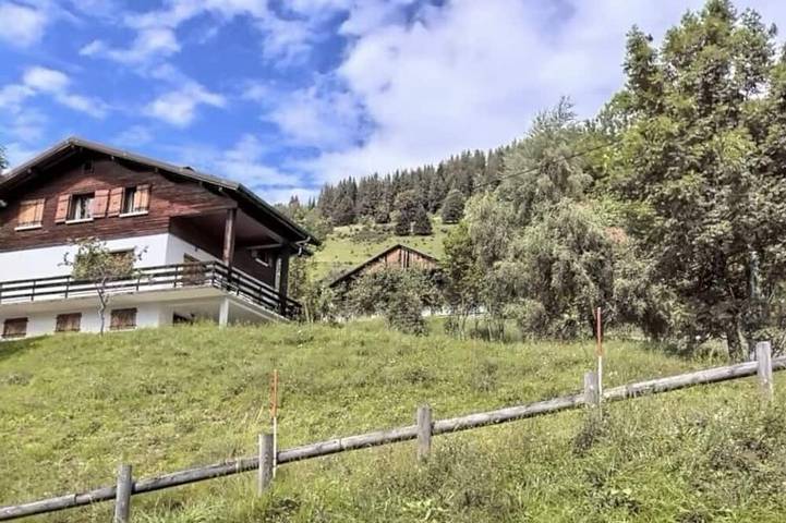 Chalet pour 22 personnes, avec terrasse et jardin, animaux acceptés à La Chapelle-d'Abondance