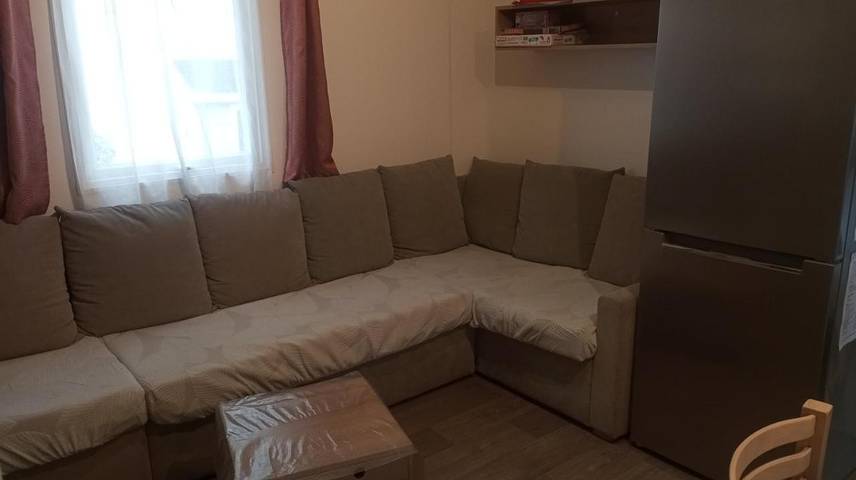 Camping pour 8 personnes, avec piscine ainsi que jardin et jacuzzi à Parentis-en-Born - 4