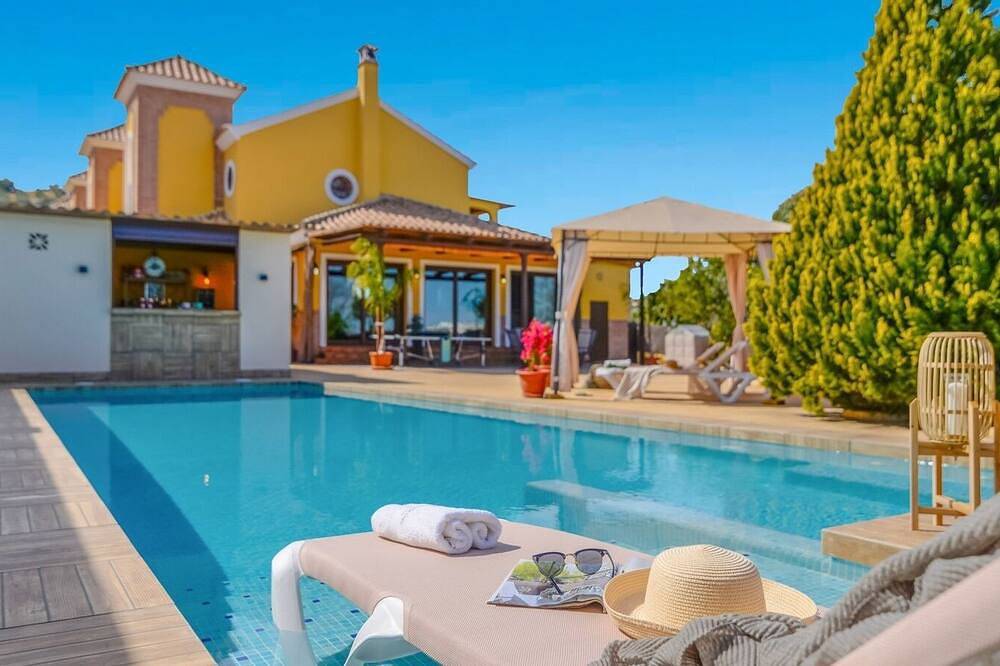 Residencial Las Torrecillas, Casa 15 Puente Genil by Ruralidays in Ribera Alta (Córdoba), Puente Genil