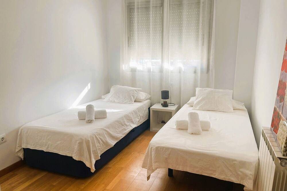 Apartamento entero, Enjoy in beautiful flat in front the sea and beach in Cubellas, Garraf