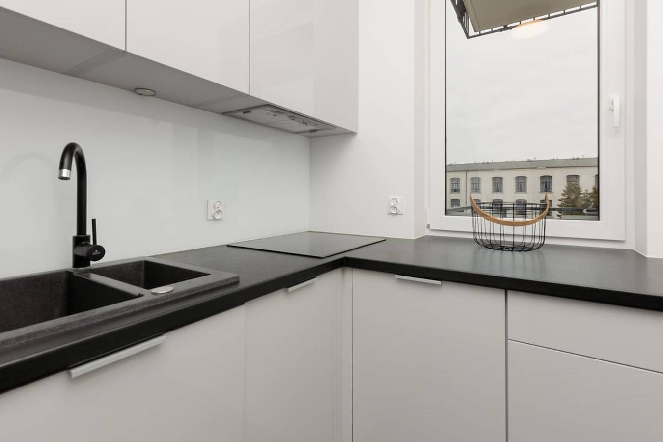 Ganze Wohnung,     kowa 27D   Modern Apartment   Parking   Lodz in Łódź, Region Lodz