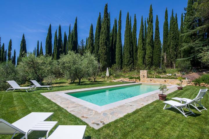 Villa für 6 Personen, mit Garten und Seeblick sowie Pool, mit Haustier - 1