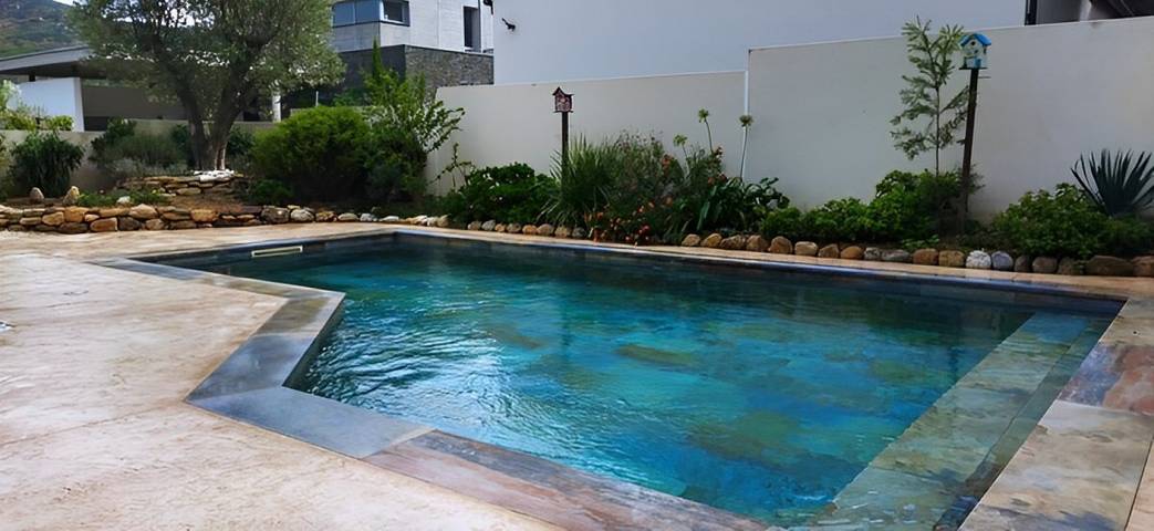 Chambre d’hôte pour 4 personnes, avec jardin et piscine à Laroque-des-Albères