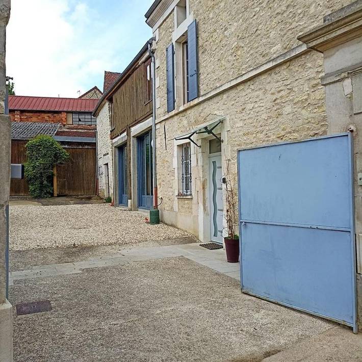 Location de vacances pour 5 personnes, avec jardin et terrasse, animaux acceptés à Maligny - 3