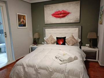 Gîte pour 2 personnes, avec piscine et jardin à Llíria