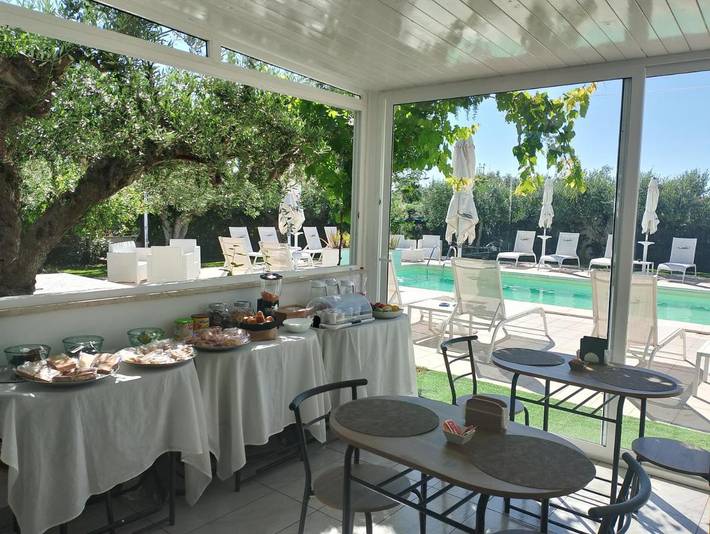 Club vacances pour 3 personnes, avec piscine et sauna ainsi que jardin et jacuzzi en Sicile - 3