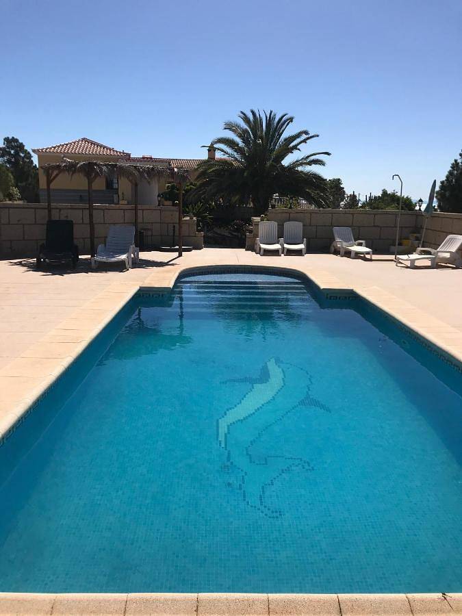 Apartamento para 2 personas, con vistas además de jardín y piscina en Granadilla de Abona