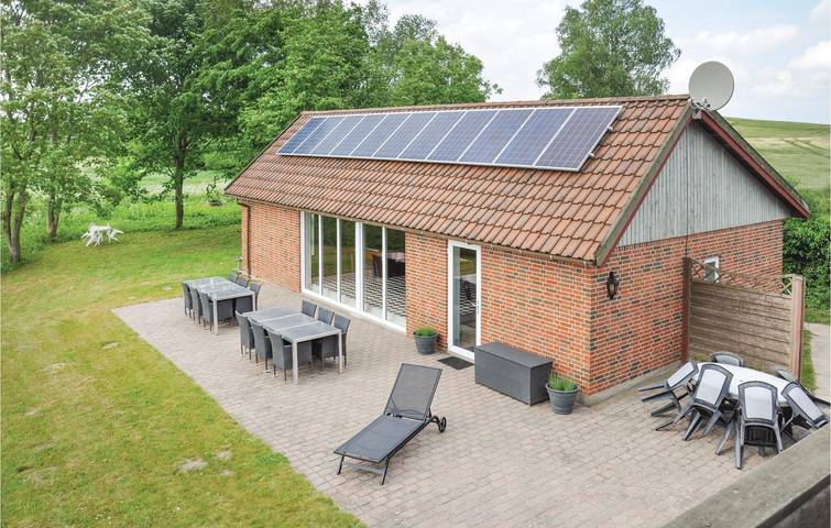 Ferienhaus für 8 Personen, mit Terrasse und Sauna - 1