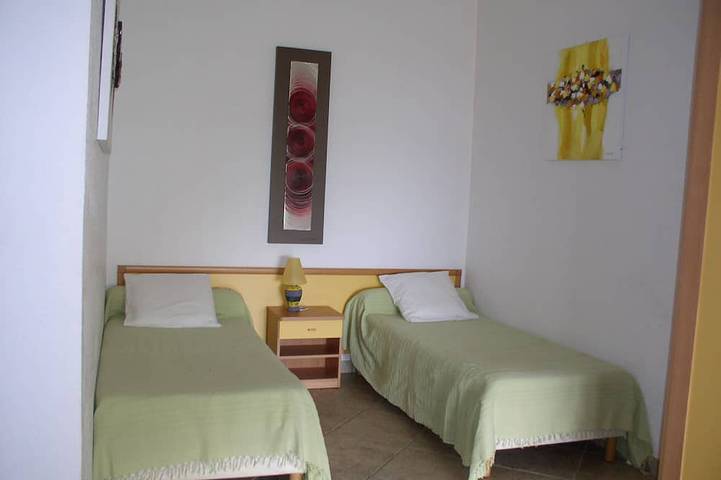 Location de vacances pour 9 personnes, avec jacuzzi et jardin à Speloncato - 2