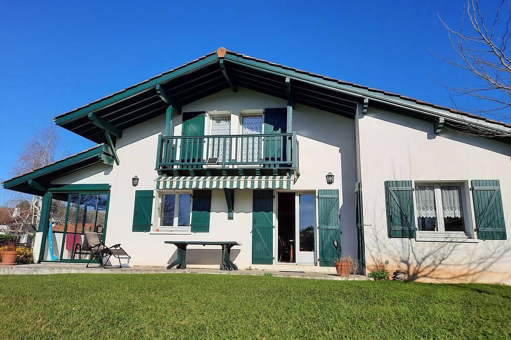 My charming house moxko berria in Saint-Pée-sur-Nivelle, Bayonne region