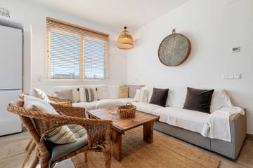 Casa Rural para 8 Personas en Tierras del Ebro, Costa Dorada, Foto 1