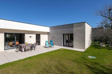 Gîte pour 6 personnes, avec jardin à Plomelin