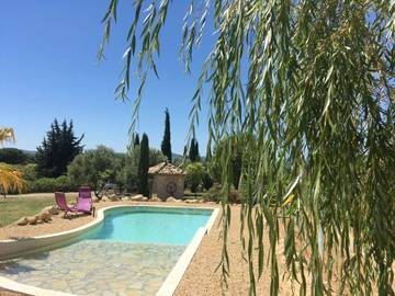 Gîte pour 21 personnes, avec piscine ainsi que vue et jardin à Le Pouget