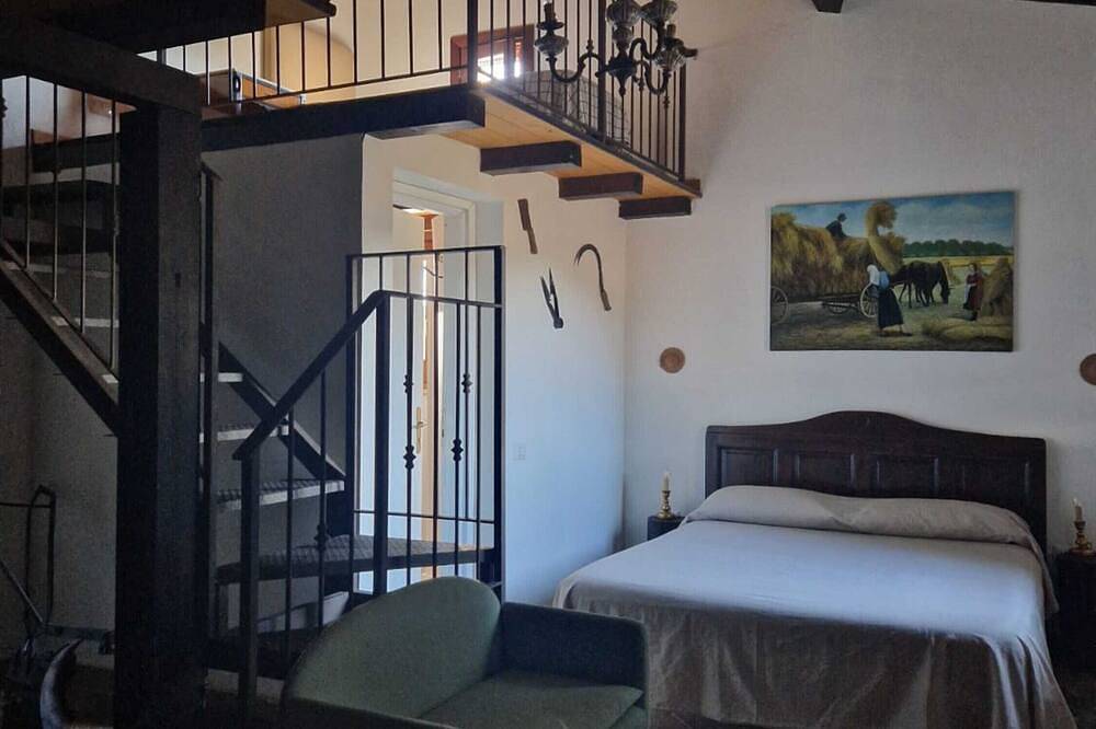 Geheel appartement, Kamer L'aratro in Crotone, Provincie Crotone