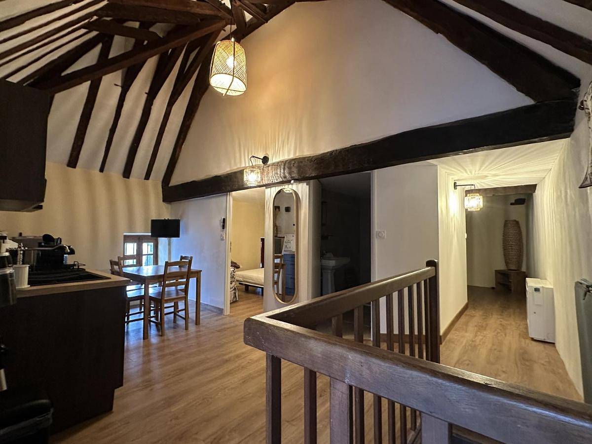 One-Bedroom Cottage in Vicq, Région de Montluçon