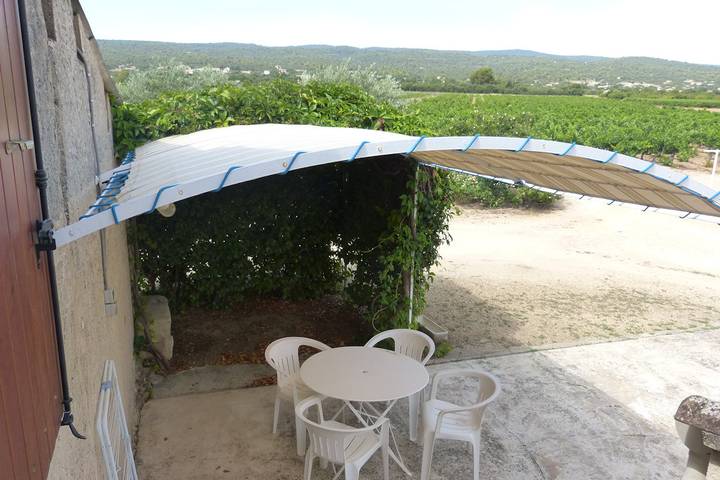 Gîte pour 2 personnes, avec jardin à Saint-Saturnin-lès-Apt - 2