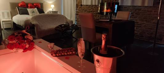 Chambre d’hôte pour 2 personnes, avec jacuzzi et jardin à Isigny-le-Buat