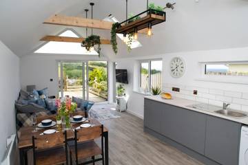 Cottage for 4 People in Aberporth, Mid-Wales, Photo 2