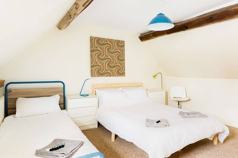 Cv34 4St 23 The Butts Warwick · Traditional 2 Bed Cottage, Central Warwick | Pass The Keys in Warwick, Warwickshire