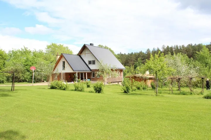 Villa per 30 persone, con idromassaggio e sauna nonché giardino - 1