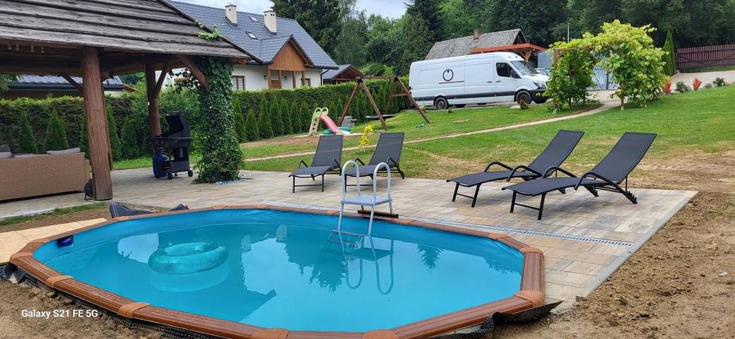 Domek letniskowy dla 7 osób, z Taras i Ogród oraz Basen i Widok w Solina
