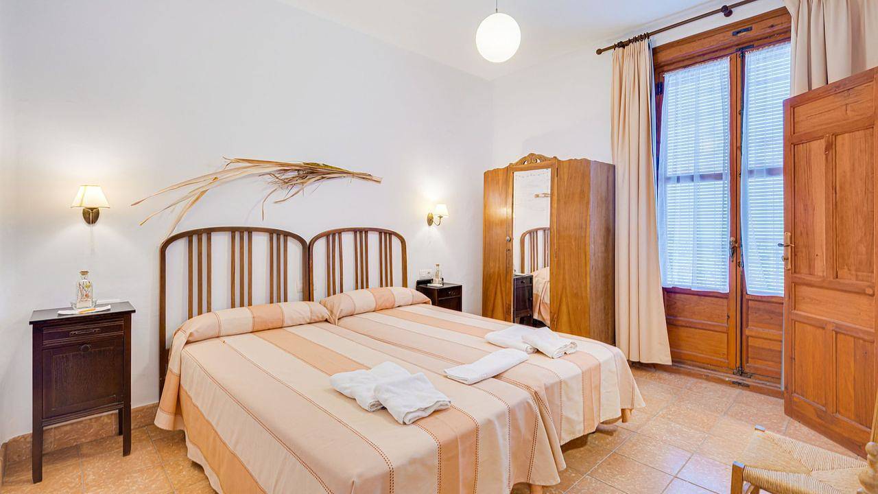 Apartamento vacacional entero, Apartamento de vacaciones para 15 personas con jardín in Pozo-Lorente, La Manchuela