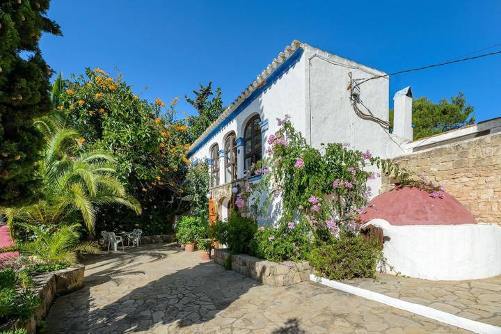Villa Can Sarrio in Santa Eulària des Riu, Ibiza Este